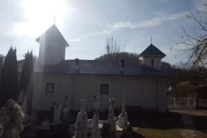 Biserica &bdquo;Sf&acirc;nta Parascheva&rdquo;, Aluniș, Prahova