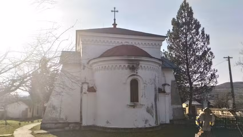 Biserica Sf&acirc;nta Paraschiva