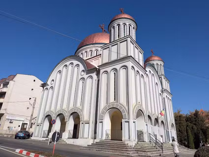 Biserica Sf&acirc;nta Treime