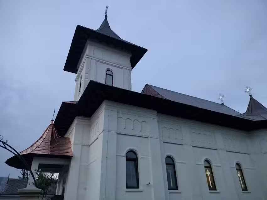 Biserica Sf&acirc;nta Treime