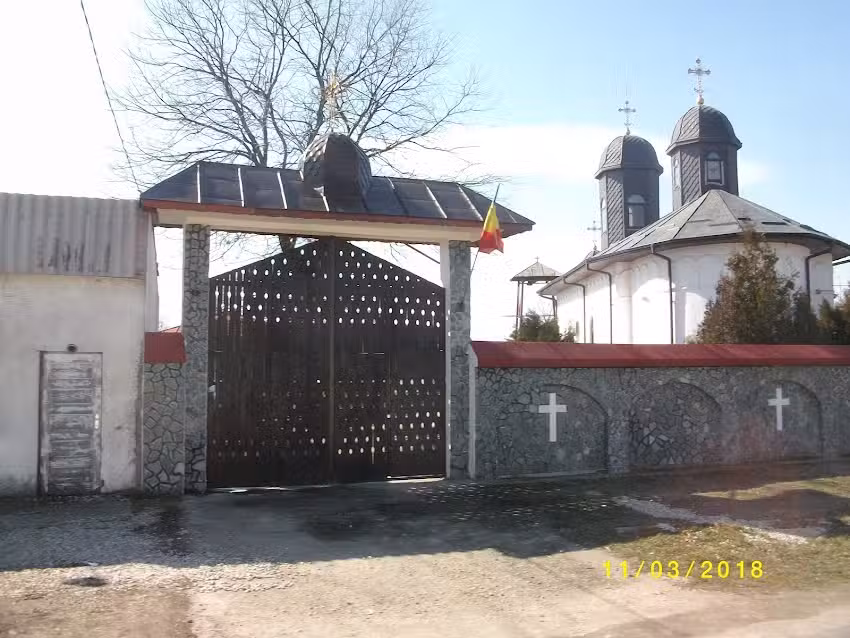 Biserica Sf&acirc;nta Treime
