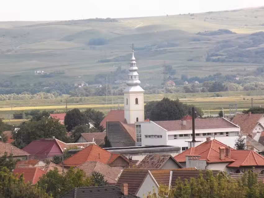 Biserica Sf&acirc;nta Treime Maieri I