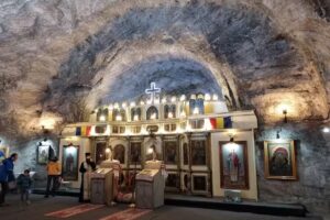 Biserica Sfânta Varvara – ocrotitoarea minerilor