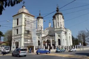 Biserica Sf&acirc;nta Vineri