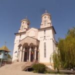 Biserica Sf&acirc;nta Vineri