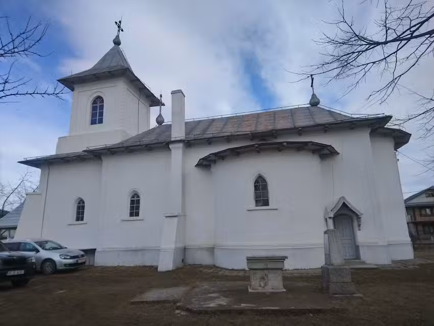 Biserica Sf&acirc;ntu Nicolae Munteni