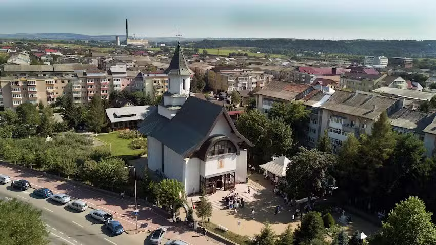 Biserica &bdquo;Sf&acirc;ntul Andrei&rdquo;