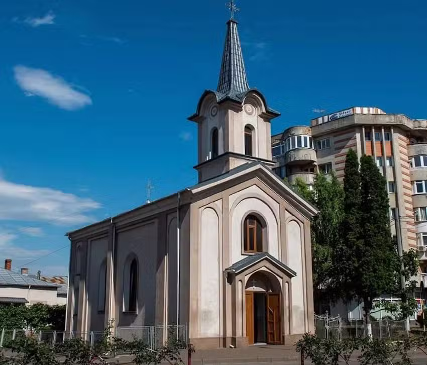 Biserica Sf&acirc;ntul Anton de Padova