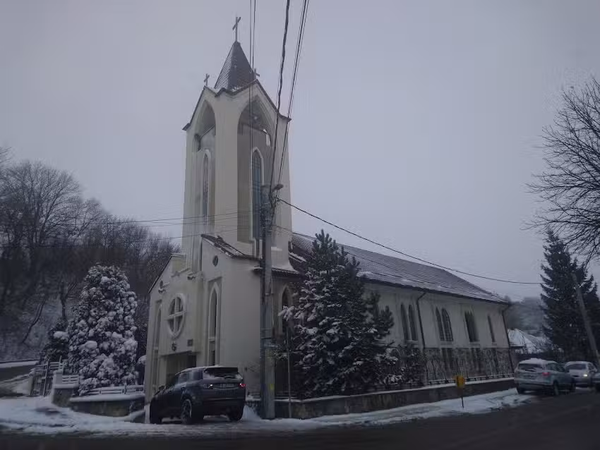 Biserica Sf&acirc;ntul Anton de Padova