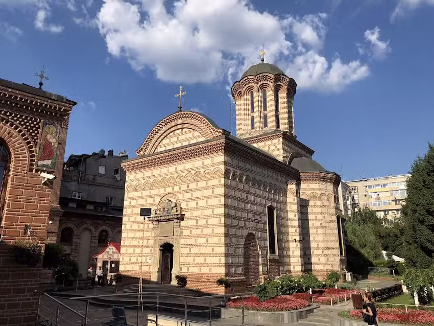 Biserica &bdquo;Sf&acirc;ntul Anton&rdquo;