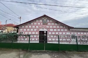 Biserica Sf&acirc;ntul Apostol Andrei