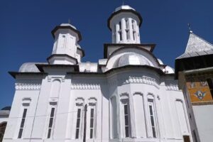 Biserica Sfântul Dimitrie Izvorâtorul de Mir