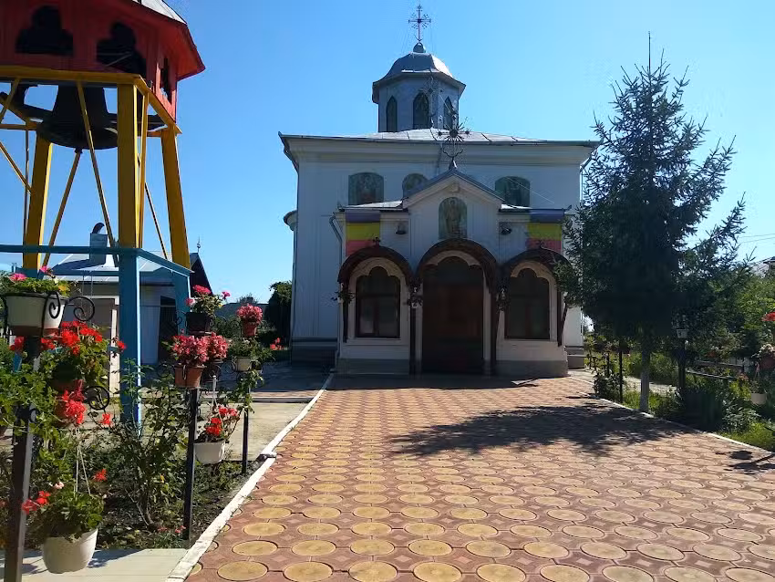Biserica Sf&acirc;ntul Dumitru