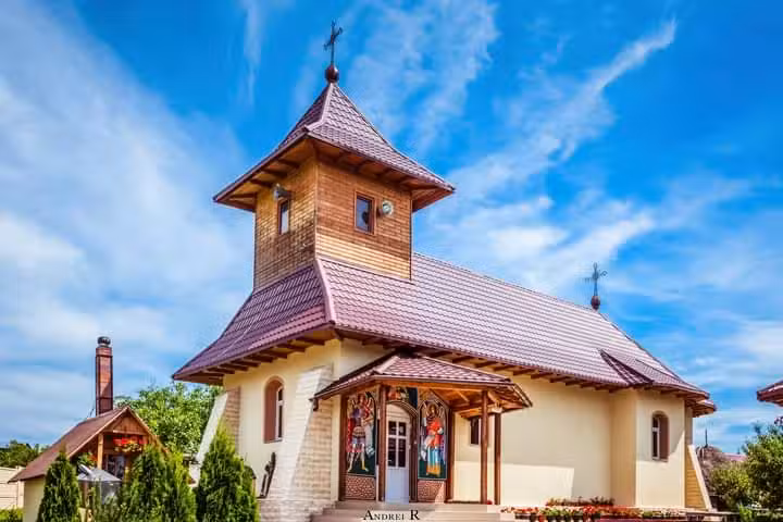 Biserica Sf&acirc;ntul Dumitru