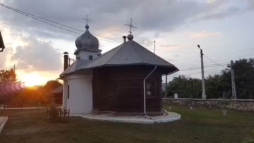 Biserica Sf&acirc;ntul Gheorghe