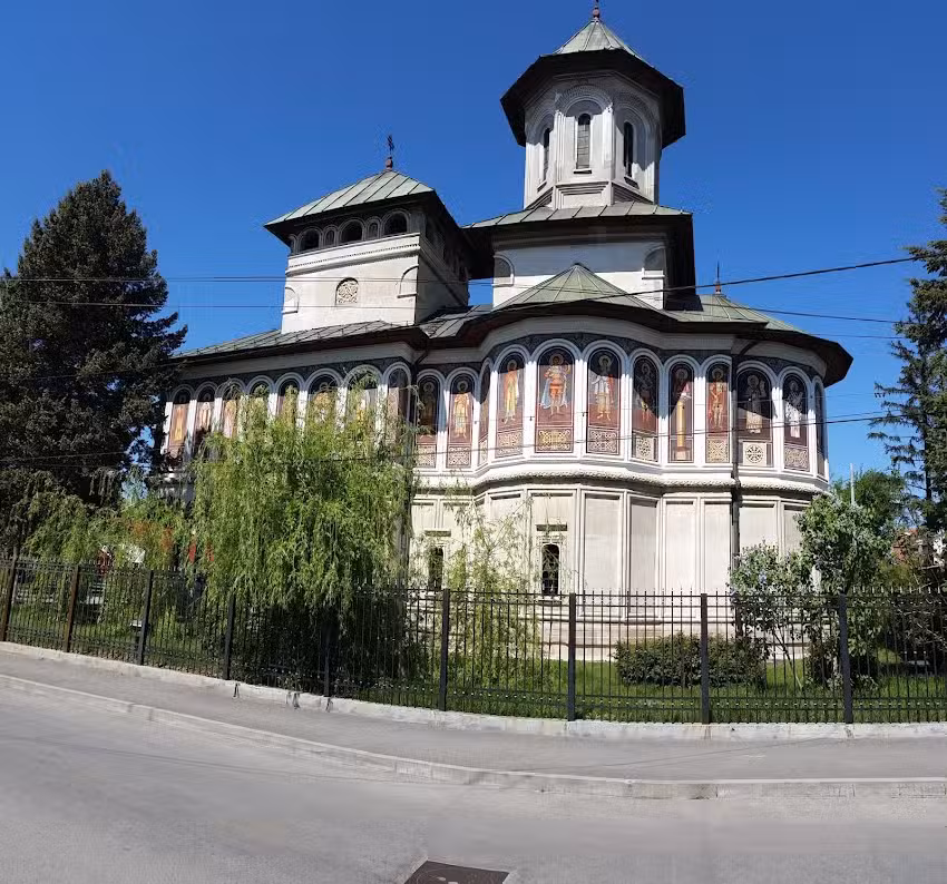 Biserica Sf&acirc;ntul Gheorghe Nou