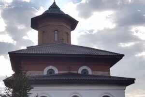 Biserica Sf&acirc;ntul Gheorghe Satu Nou