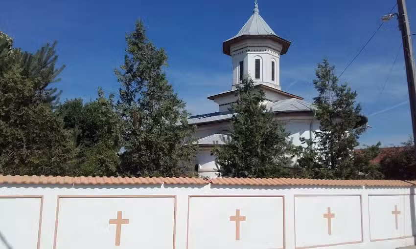 Biserica &bdquo;Sf&acirc;ntul Ierarh Nicolae&rdquo;