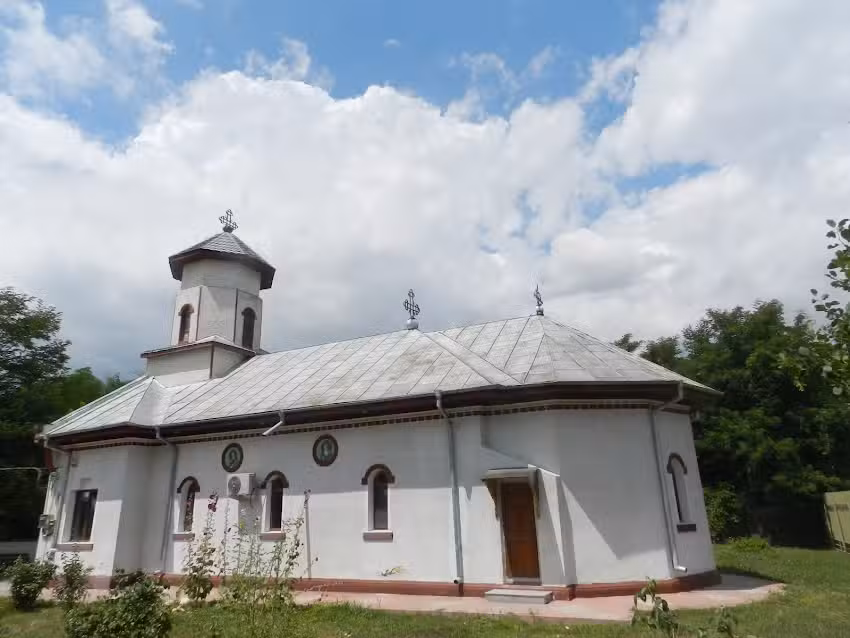 Biserica Sf&acirc;ntul Ierarh Nicolae &ndash; Andolina