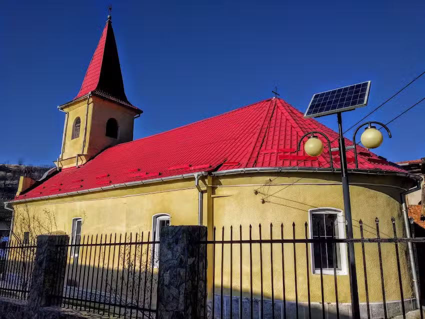 Biserica &bdquo;Sf&acirc;ntul Ierarh Nicolae&rdquo; Globu Craiovei