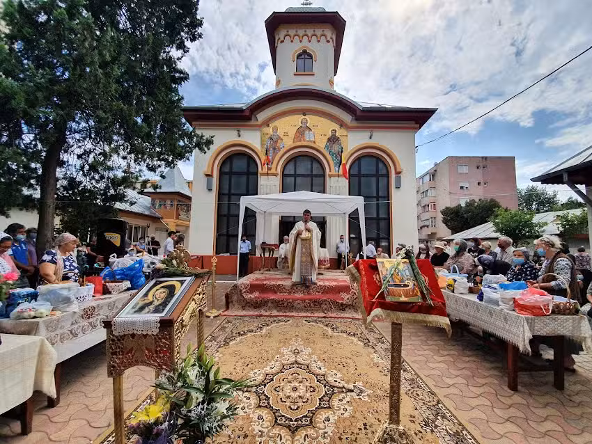 Biserica Sf&acirc;ntul Ierarh Nicolae