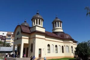 Biserica Sf&acirc;ntul Ilie Tesviteanul & Sf&acirc;ntul Mare Mucenic Mina