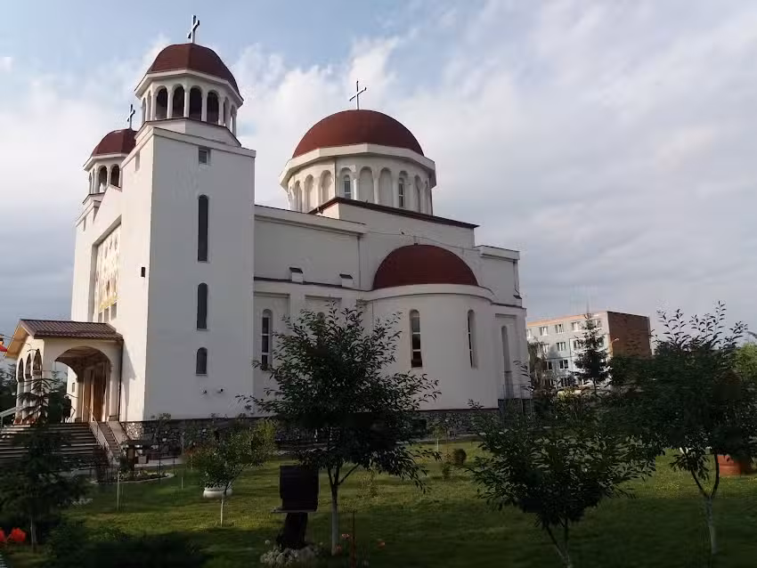 Biserica Sf&acirc;ntul Ioan Botezătorul