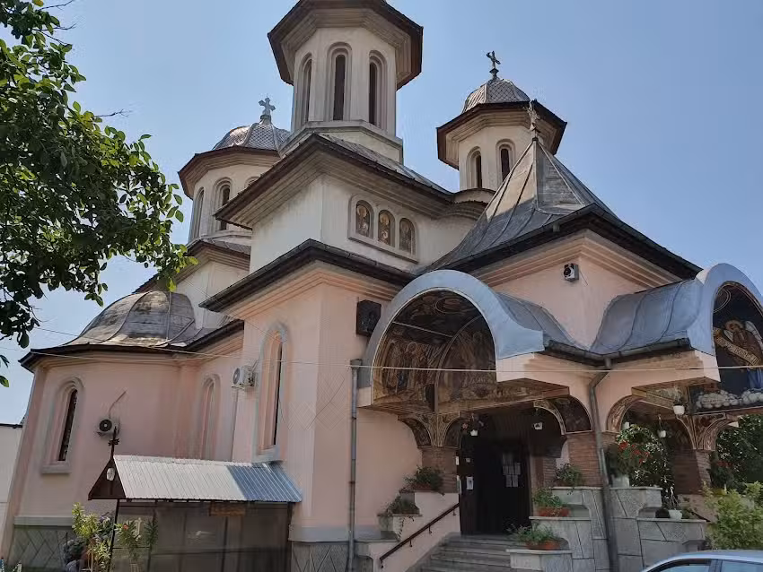 Biserica Sf&acirc;ntul Ioan Botezătorul