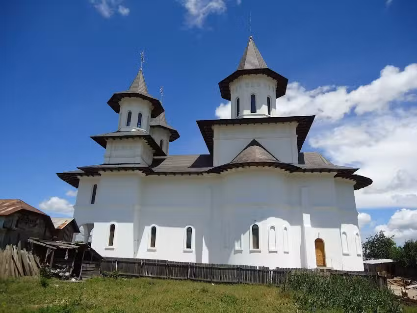 Biserica Sf&acirc;ntul Ioan Casian