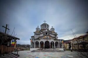 Biserica Sf&acirc;ntul Ioan Iacob Hozevitul