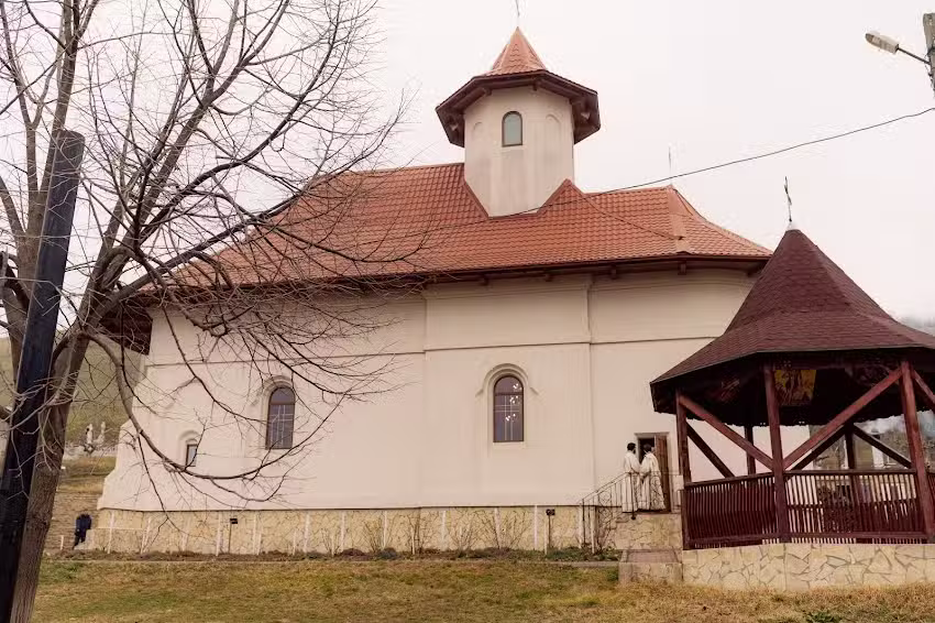 Biserica Sf&acirc;ntul Iustin