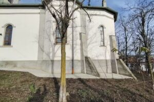 Biserica Sf&acirc;ntul Mare Mucenic Dimitrie