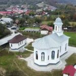 Biserica Sf&acirc;ntul Mare Mucenic Dimitrie Izvor&acirc;torul de Mir