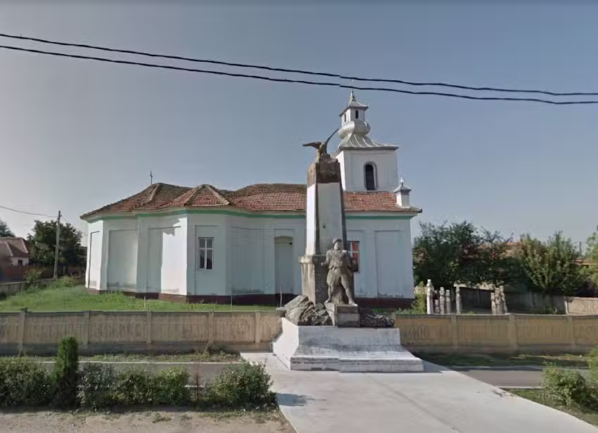 Biserica Sf&acirc;ntul Mare Mucenic Gheorghe