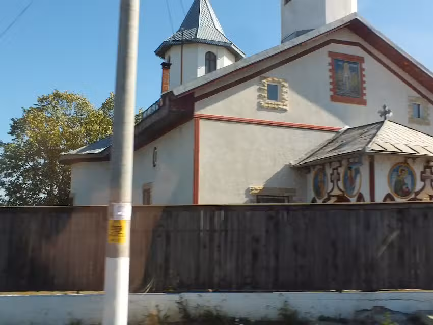 Biserica &bdquo;Sf&acirc;ntul Mucenic Haralambie&rdquo;