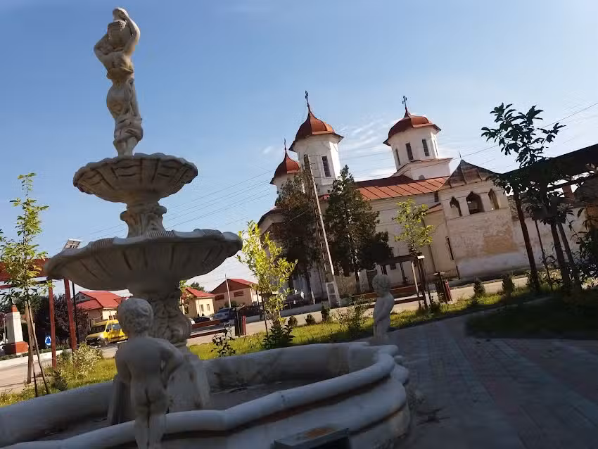 Biserica Sf&acirc;ntul Nicolae