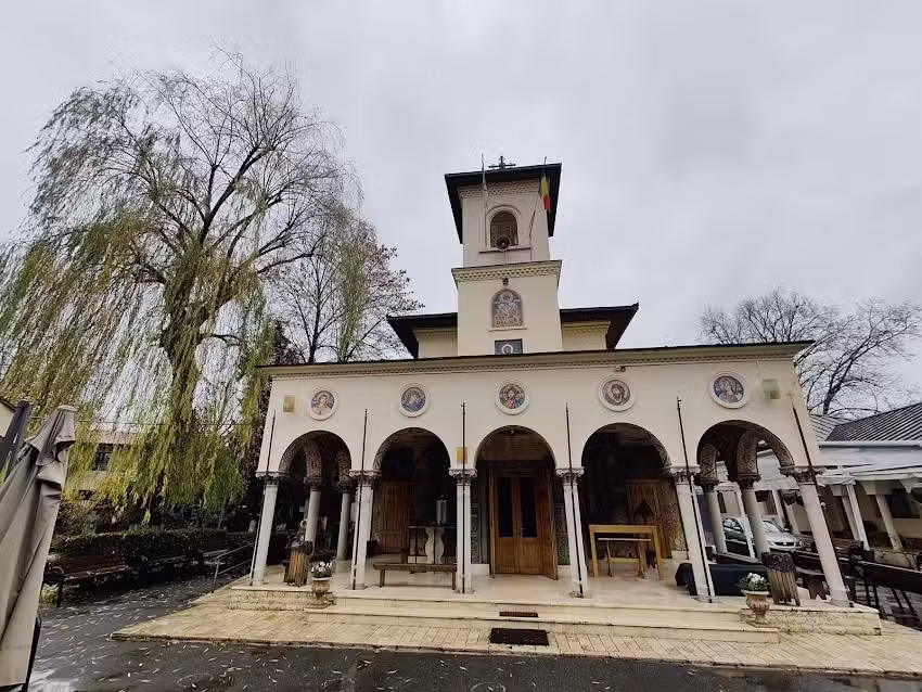 Biserica Sf&acirc;ntul Nicolae