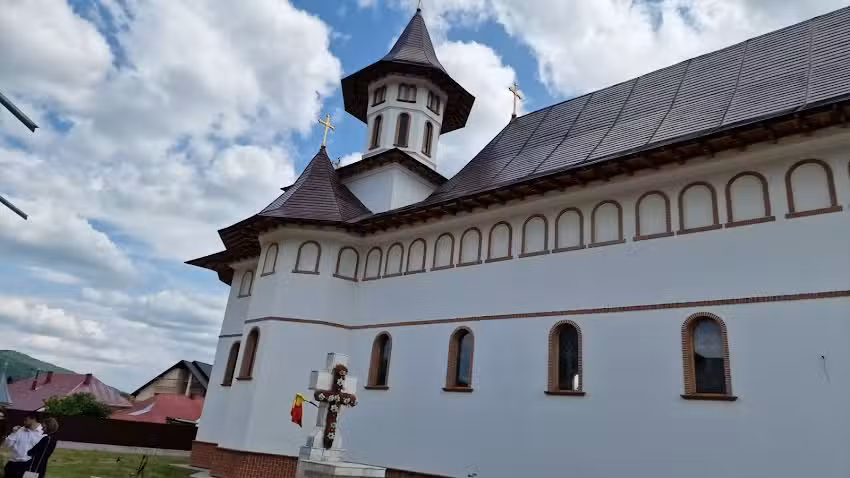 Biserica Sf&acirc;ntul Nicolae