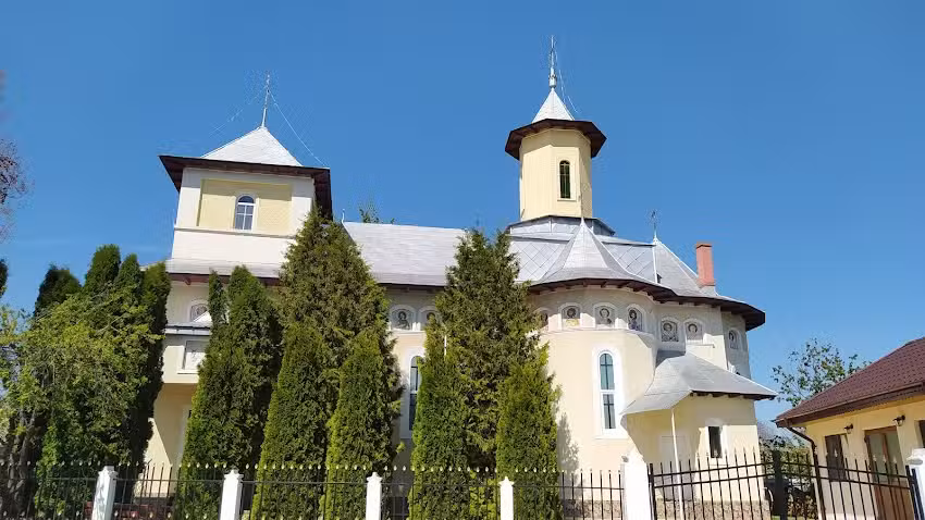 Biserica Sf&acirc;ntul Nicolae Marginea