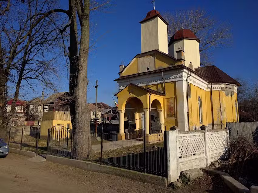 Biserica Sf&acirc;ntul Nicolae și Sf&acirc;ntul Ioan Botezătorul