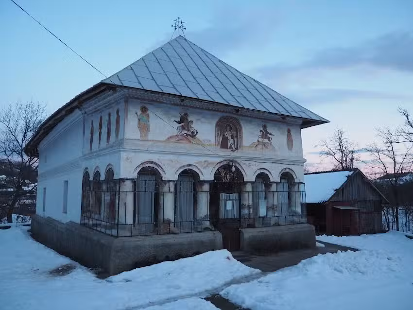 Biserica &bdquo;Sf&acirc;ntul Nicolae&rdquo; Vătăşeşti (1712)