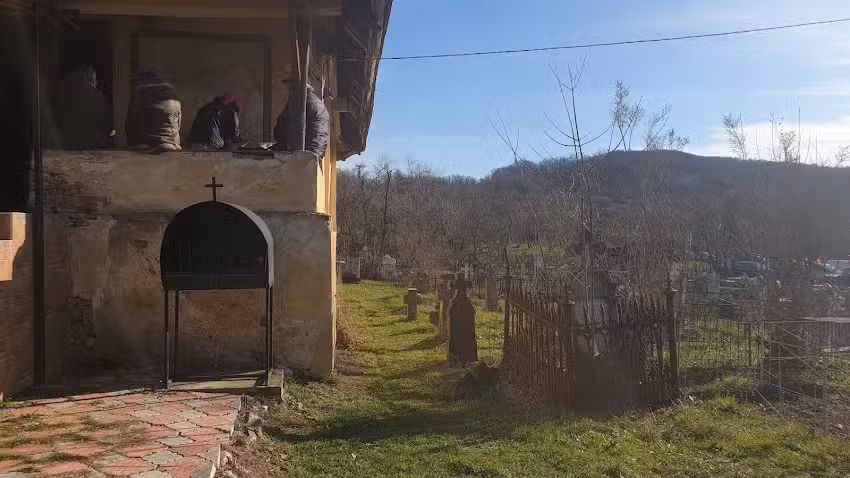 Biserica Sf&acirc;ntul Petru și Pavel