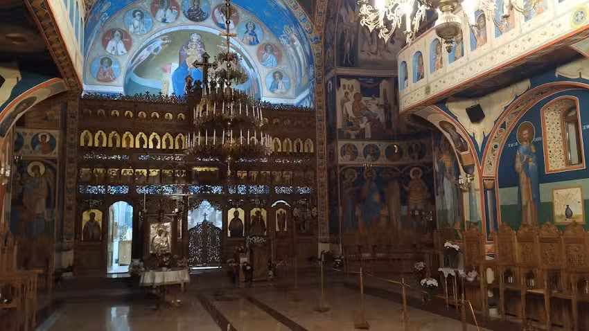 Biserica Sf&acirc;ntul Toma