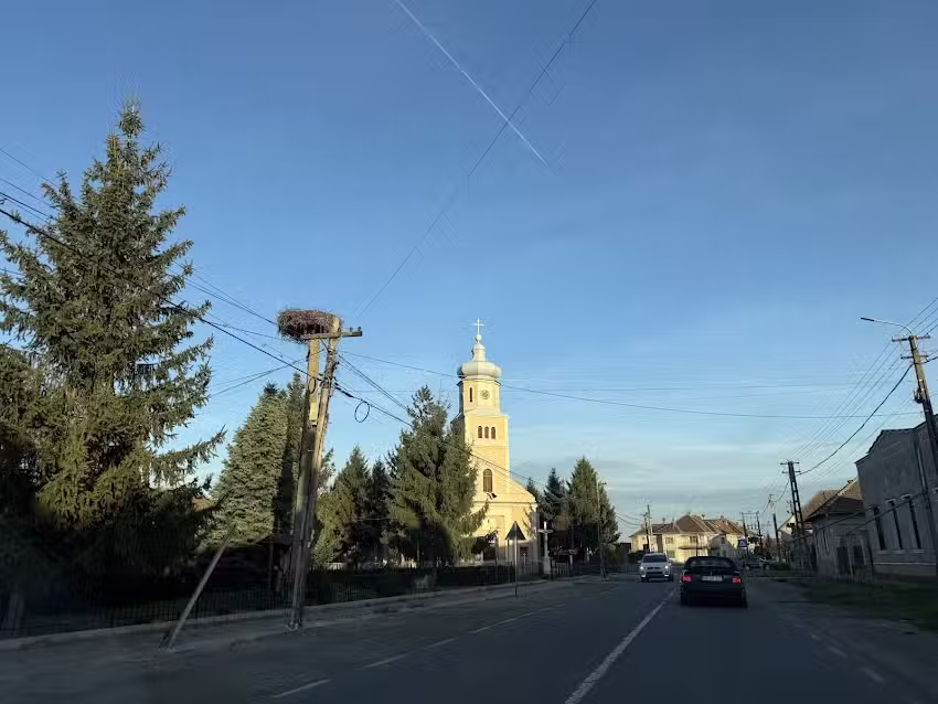 Biserică Sfintei Cruci