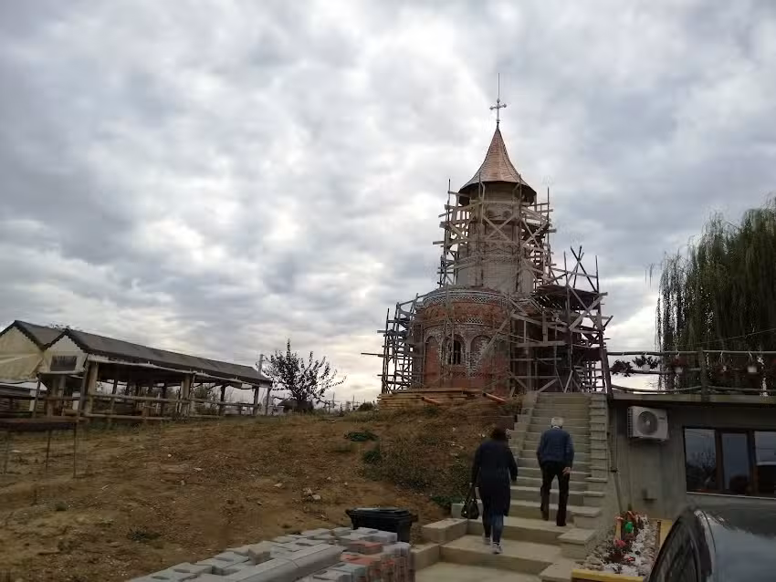 Biserica Sfinții Apostoli