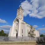 Biserica Sfinții Apostoli Petru și Paul