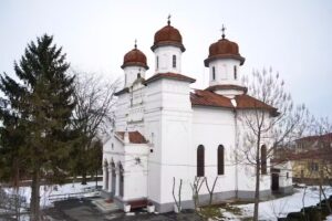 Biserica Sfinții Apostoli Petru și Pavel