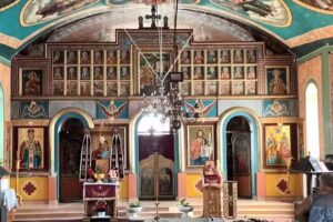 Biserica Sfinții Apostoli Petru și Pavel &ndash; Mircea Vodă