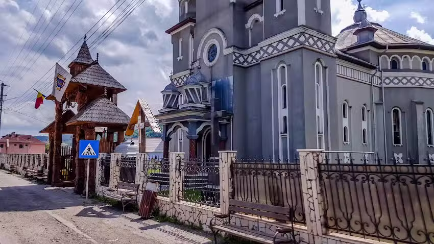 Biserica Sfinții Arhangheli