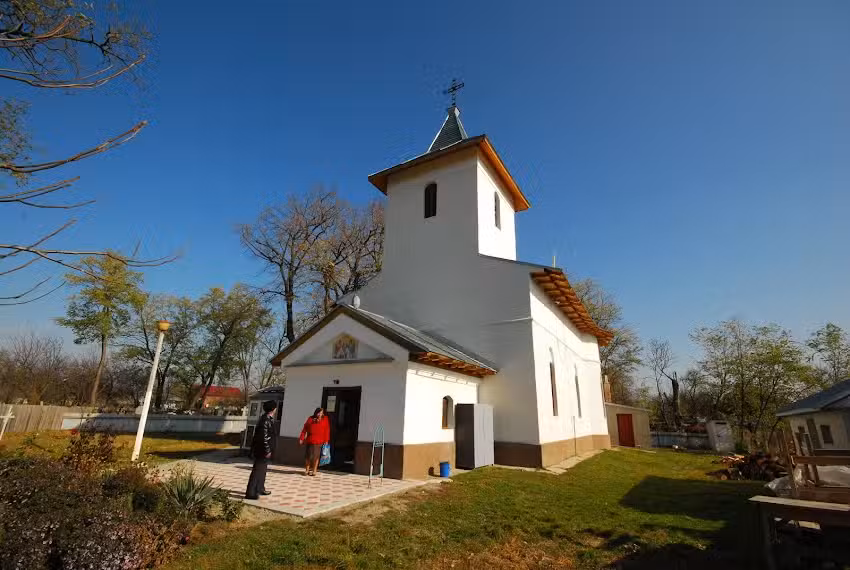 Biserica Sfinții Arhangheli